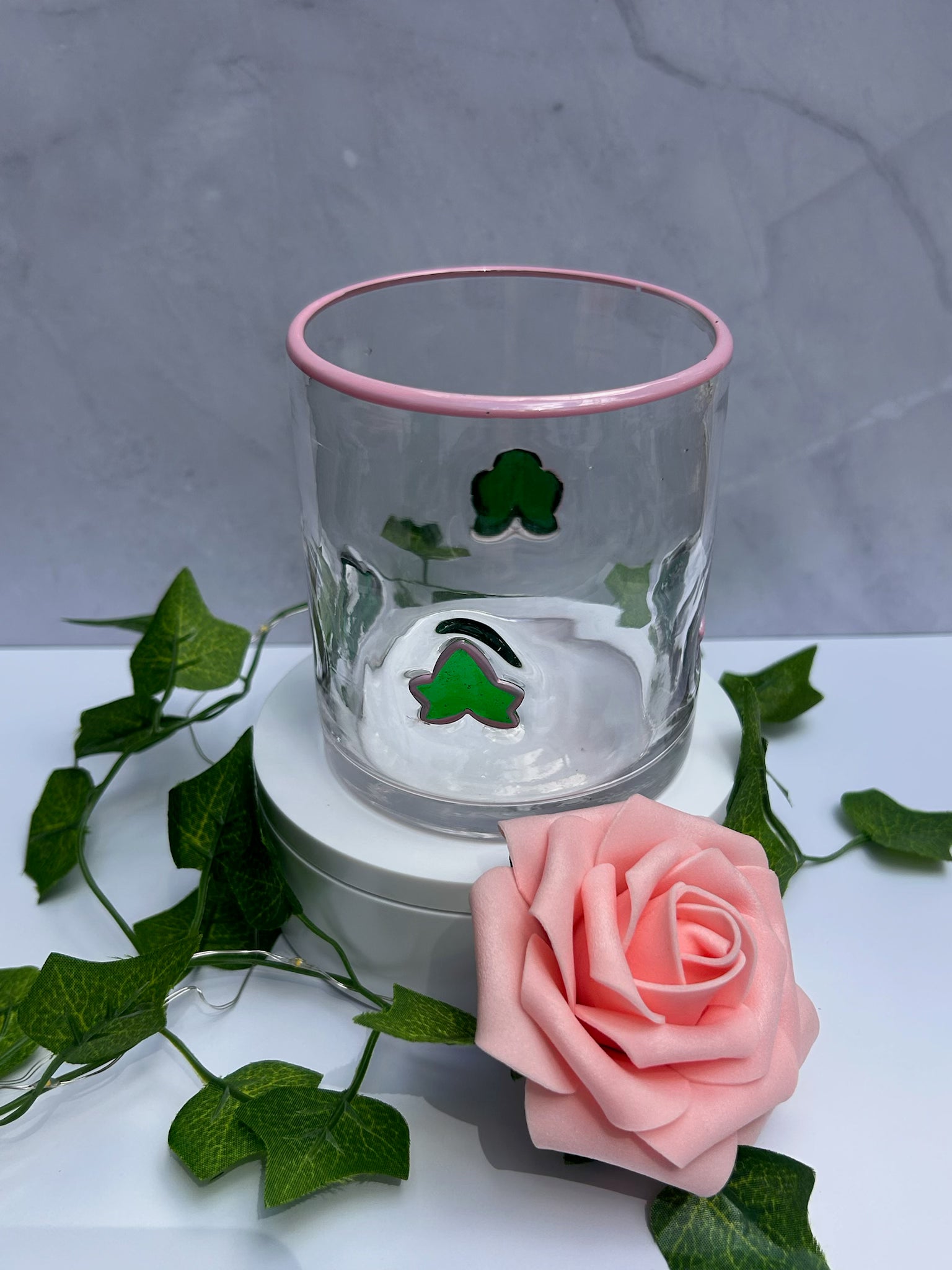 Ivy Icon Glass