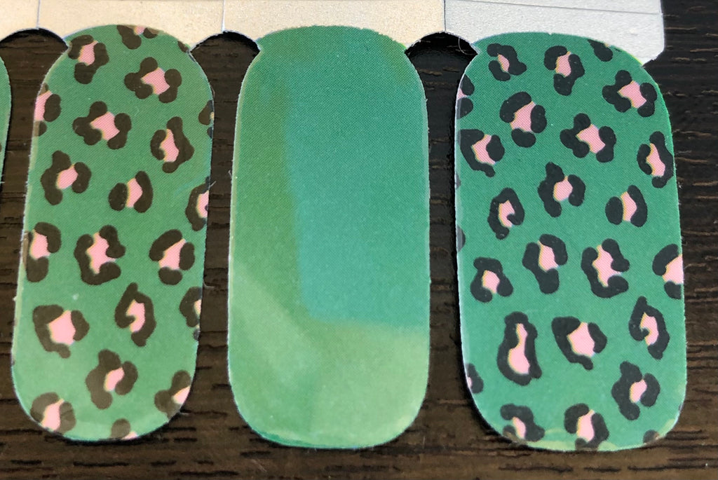 Pretty-licious Nail Wraps